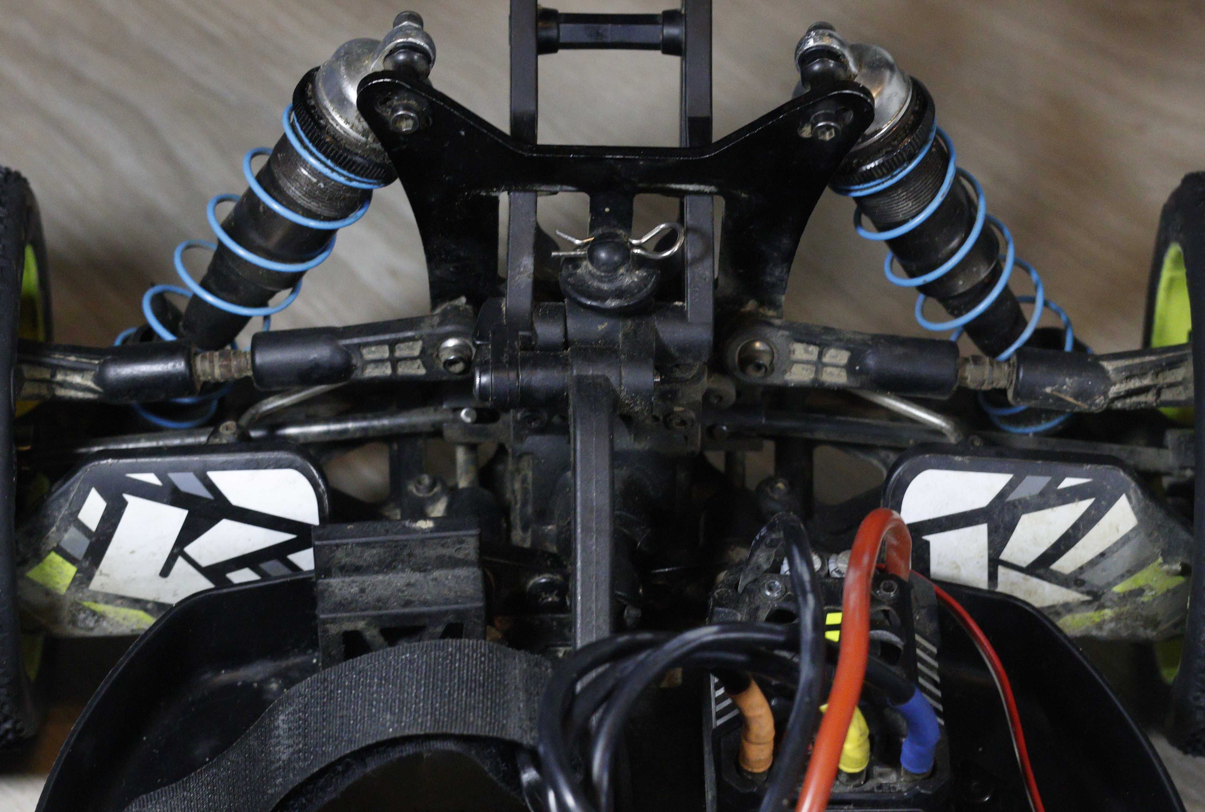 Kyosho Mp9e evo bez elektroniki rc Model buggy 1/8 zawodniczy,+ części