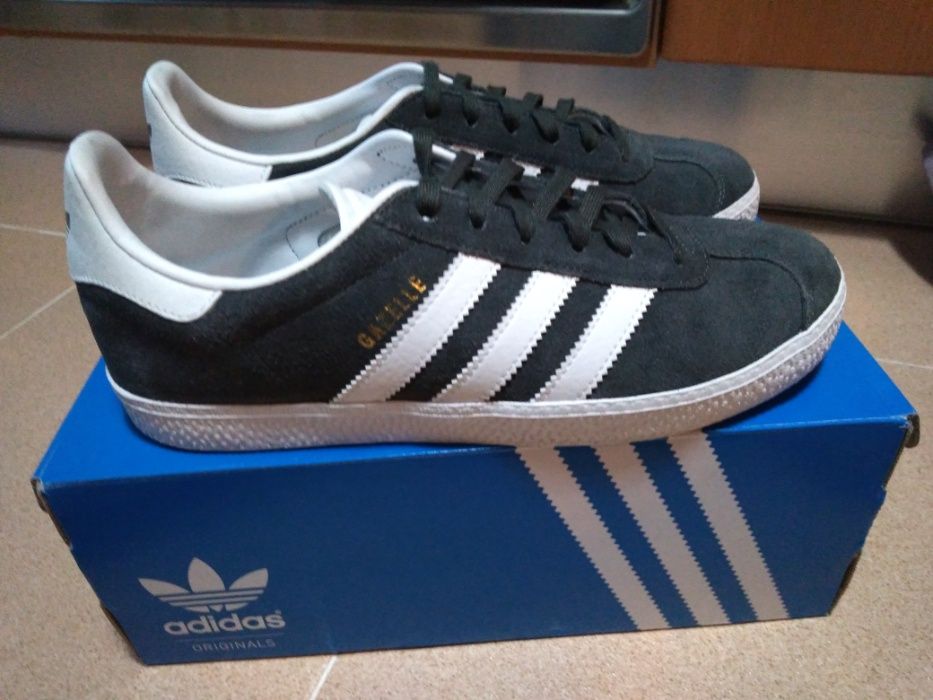 Vendo Ténis Adidas Gazelle Originais 'Novos'