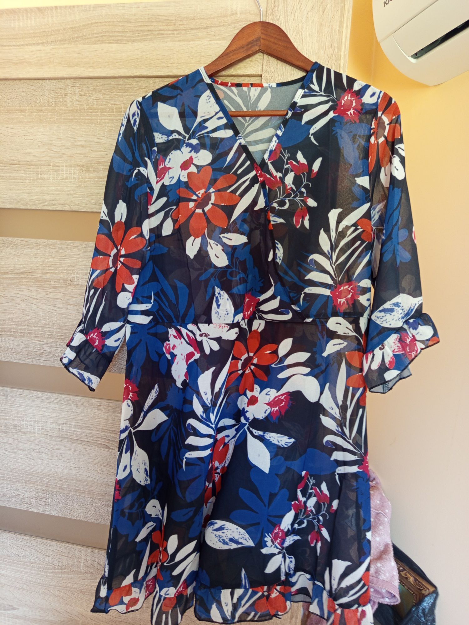 Sukienka zwiewna na lato w kwiaty NOWA XL