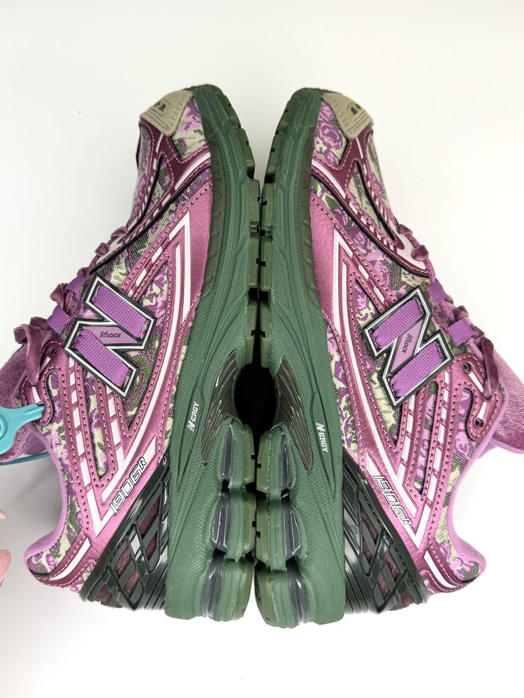 Кроссовки New Balance (размер 36)