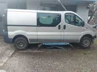 Opel vivaro 1.9 dci spalony przód