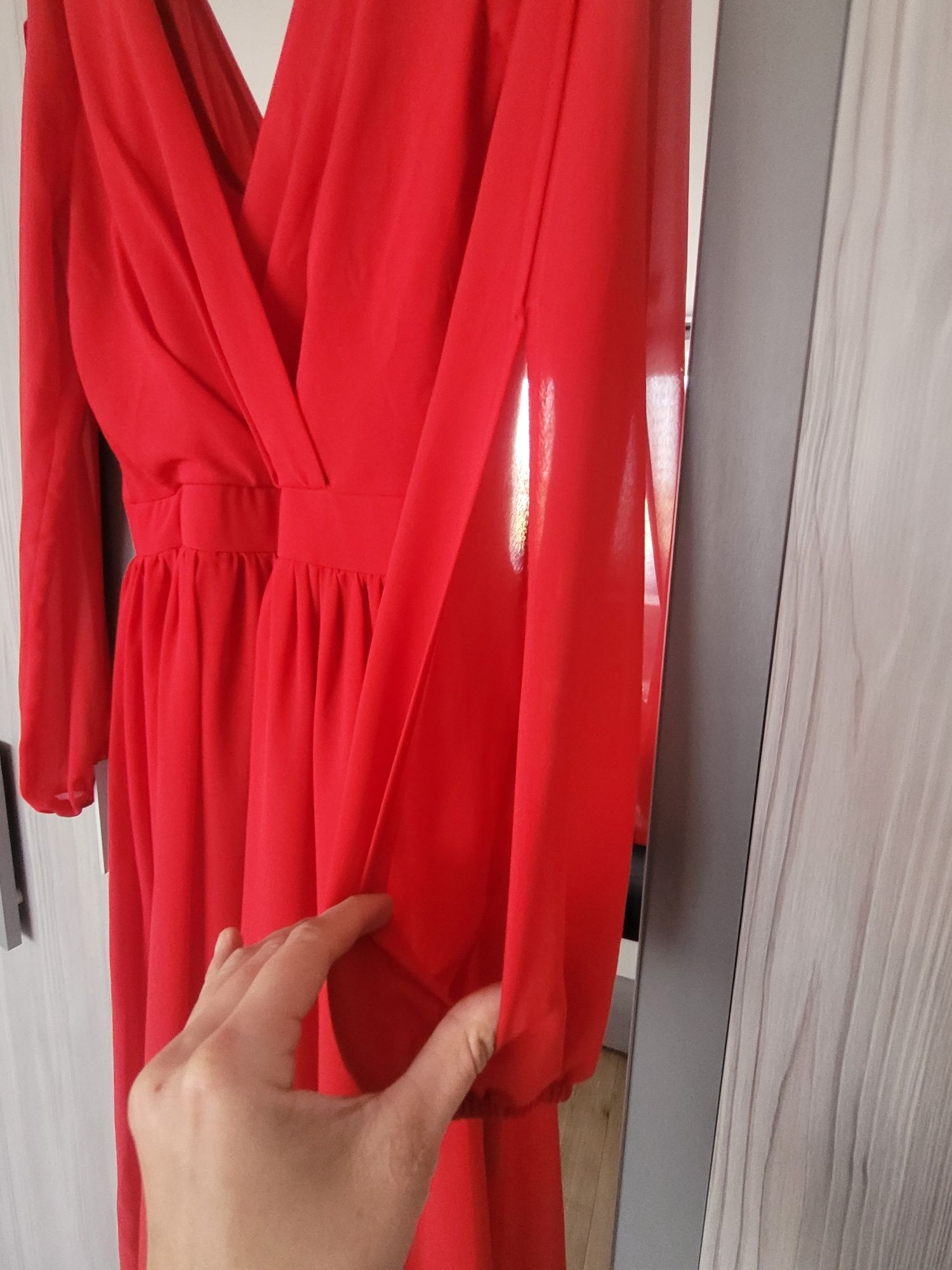 Sukienka czerwona rozmiar 34