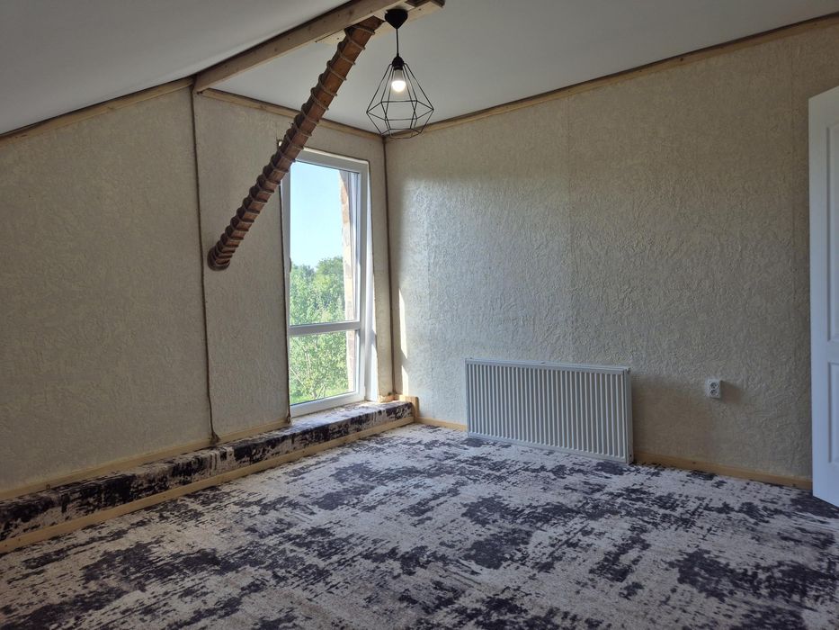 Автономний будинок для великої сім'ї в тихому місці++бізнес