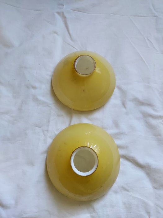 Klosz plafon typu ufo miodowy prl szklany 2 szt