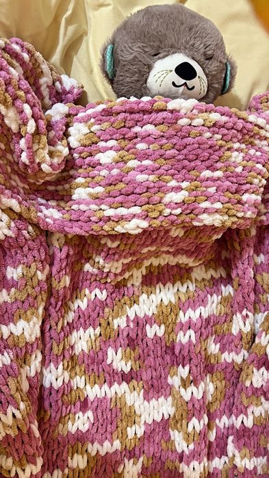 Теплі пледи ручної роботи з пряжі Alize Puffy / Alize Puffy Color