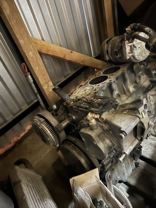 Двигун Mercedes W124 OM605 2.5 дизель голий без навісного