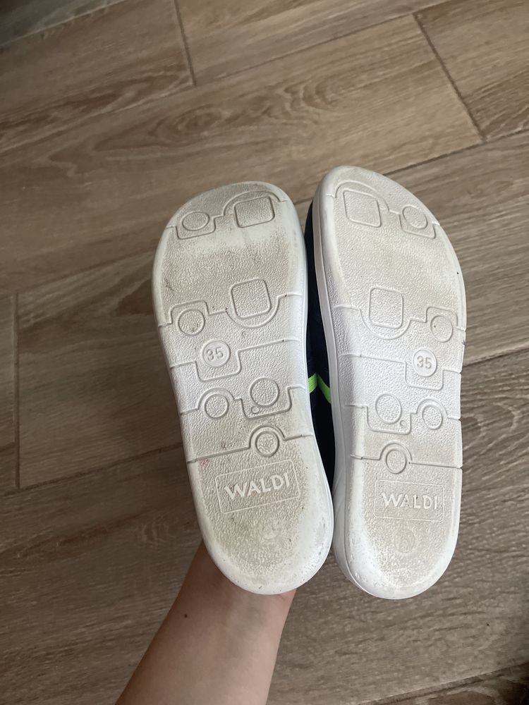 Тапочки мокасини waldi 35 р
