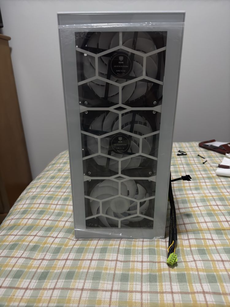 Pc gaming i5 12400f 4060 ddr5