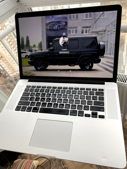 Macbook Pro 15 2015 i7/16/512/Radeon R9 ( возможно оплата криптой )