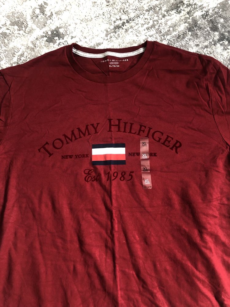 Футболка Tommy Hilfiger