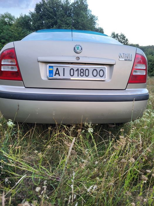 Шкода Октавія Tour 1.8 t.