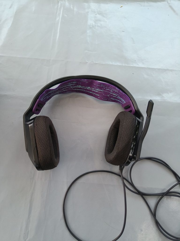 Słuchawki gamingowe Logitech G335