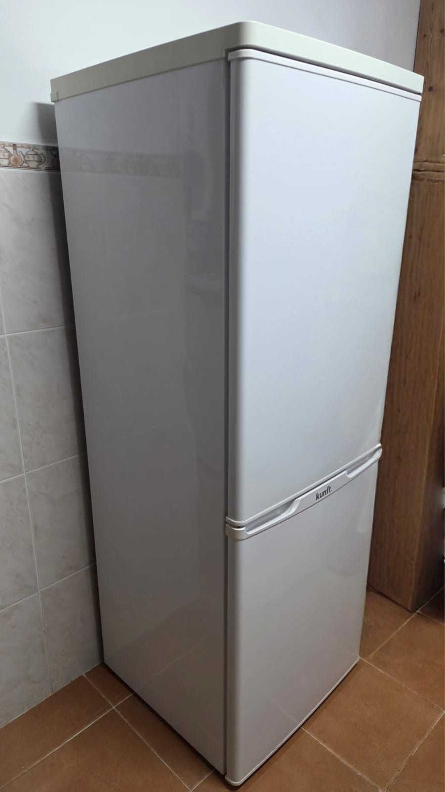 Frigorífico em muito bom estado