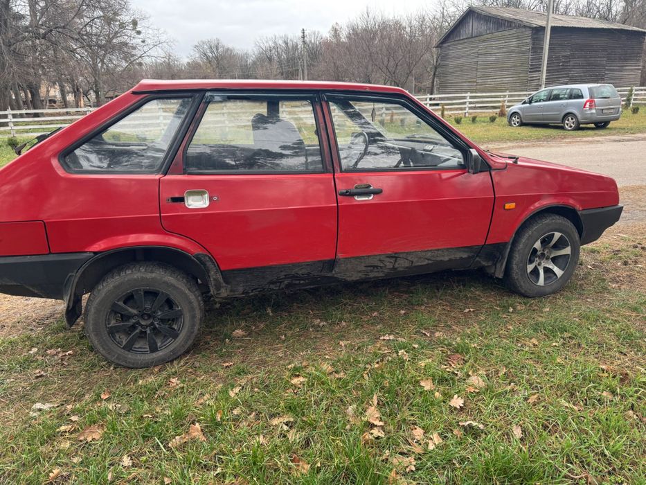 Ваз 2109 на ходу всі питання по телефону