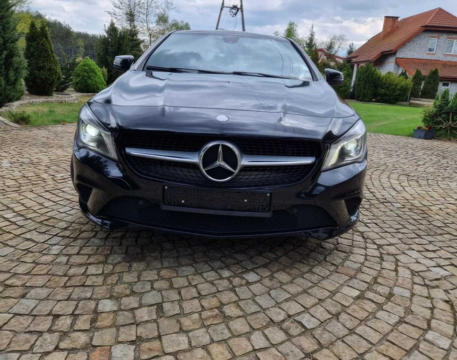 Mercedes-Benz CLA  2014