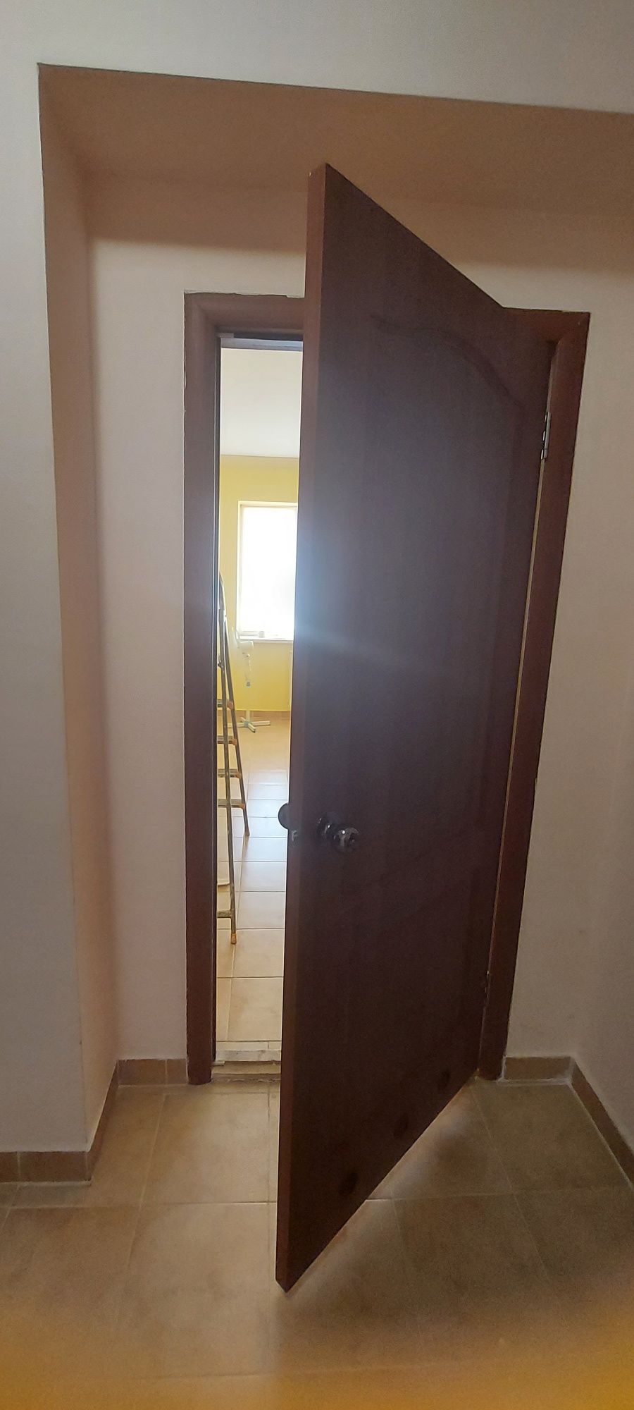 Міжкімнатні двері (3 шт) з коробками, доборами та лиштвами