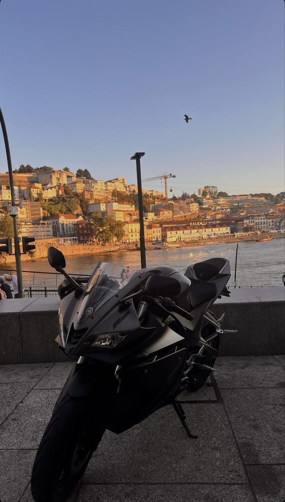 Yamaha yzf r125