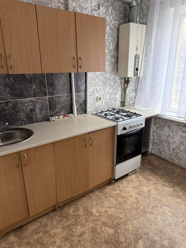 Сдам 1 комн квартиру пр. Поля ( верх)