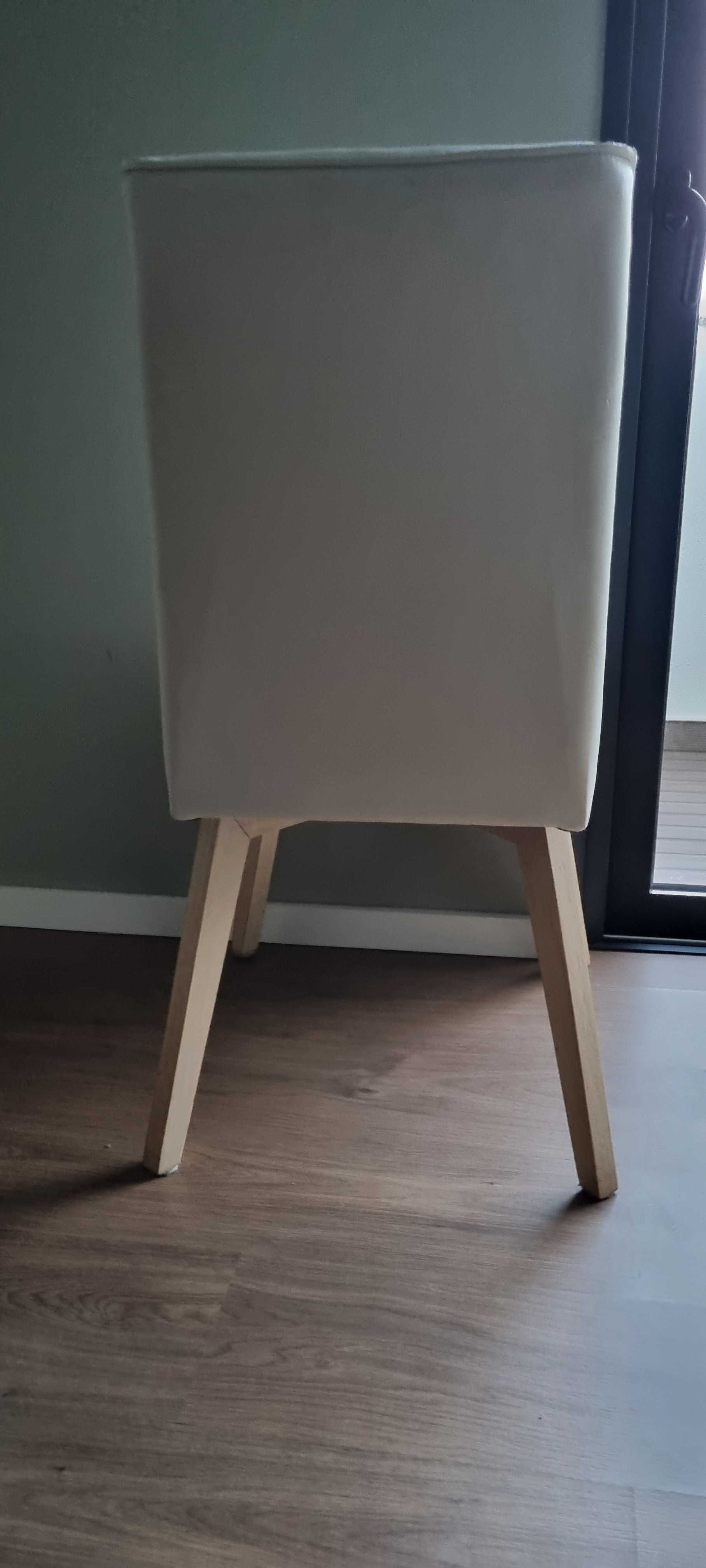 Cadeiras de sala de jantar