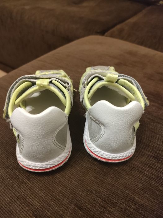 Sandały dziecięce 23 elefanten