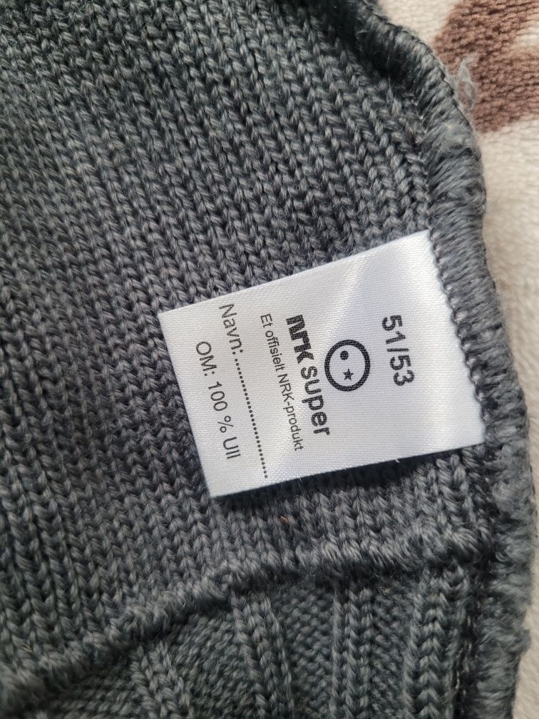 Czapeczka Janus 51 - 53 jak nowa  czapka 100% wełna merino