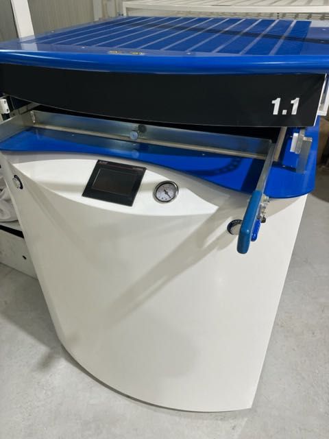Máquina termoformagem FORMECH 686