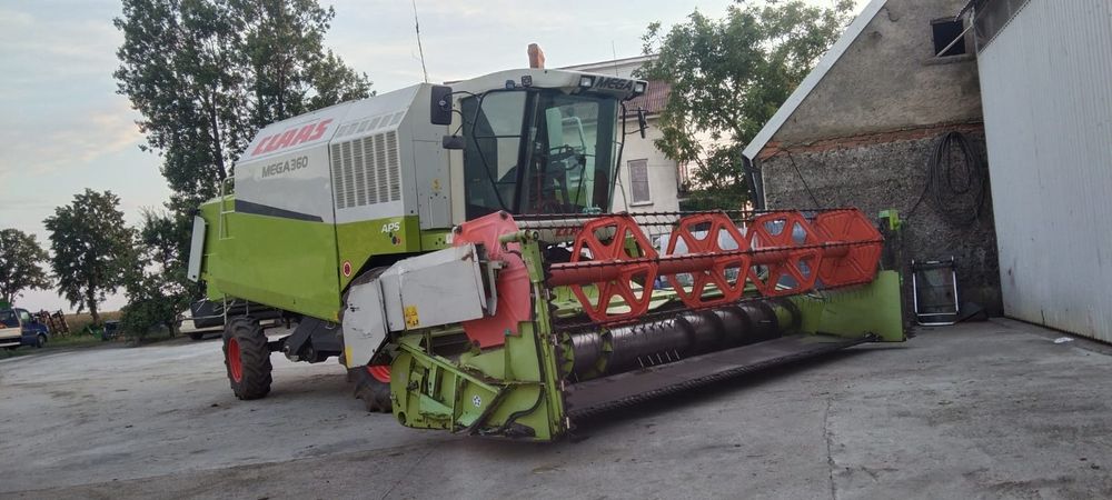 Class mega 360, 2005r