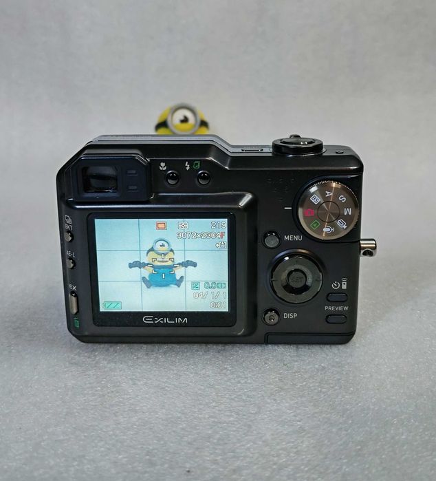 Цифровой фотоаппарат Casio EXILIM Pro EX-P700 + КОМПЛЕКТ