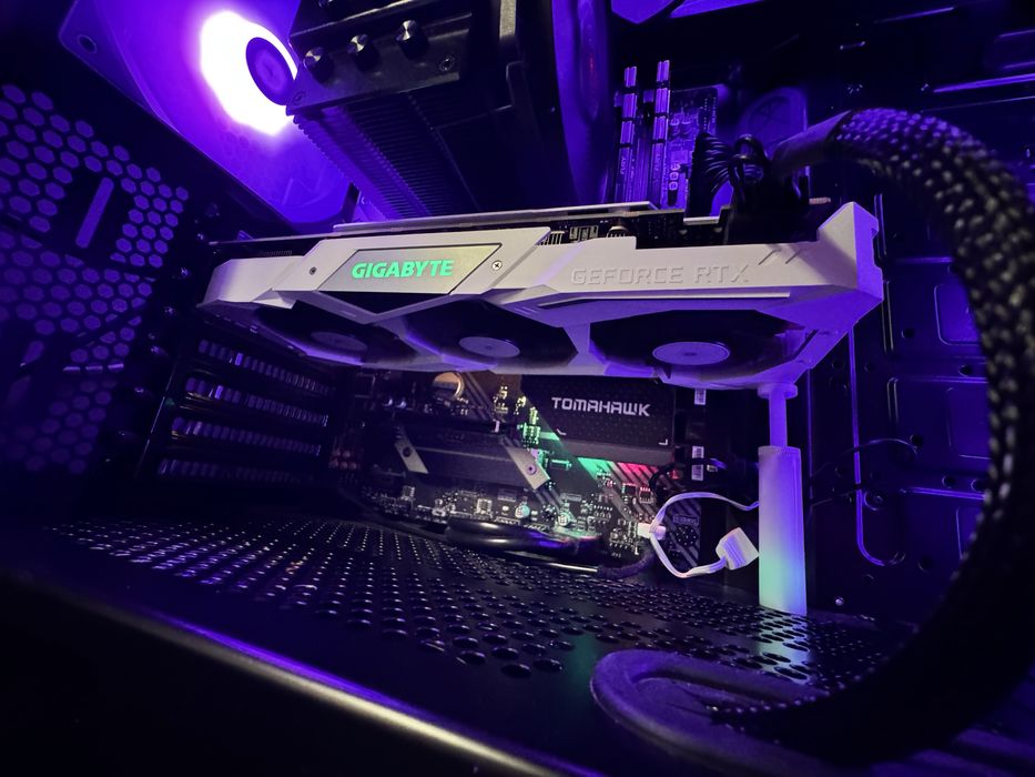 Gigabyte RTX 2060 Super GAMING 3X WHITE OC 8GB