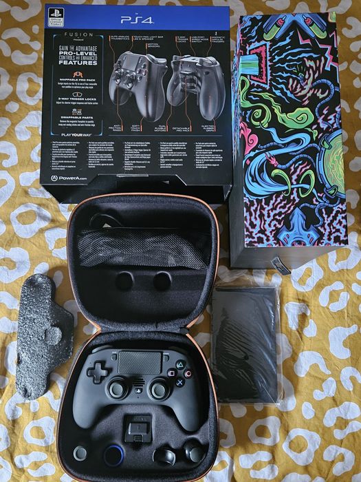 Comando PS4 PRO Fusion Sony. Playstation 4. Completo na caixa original