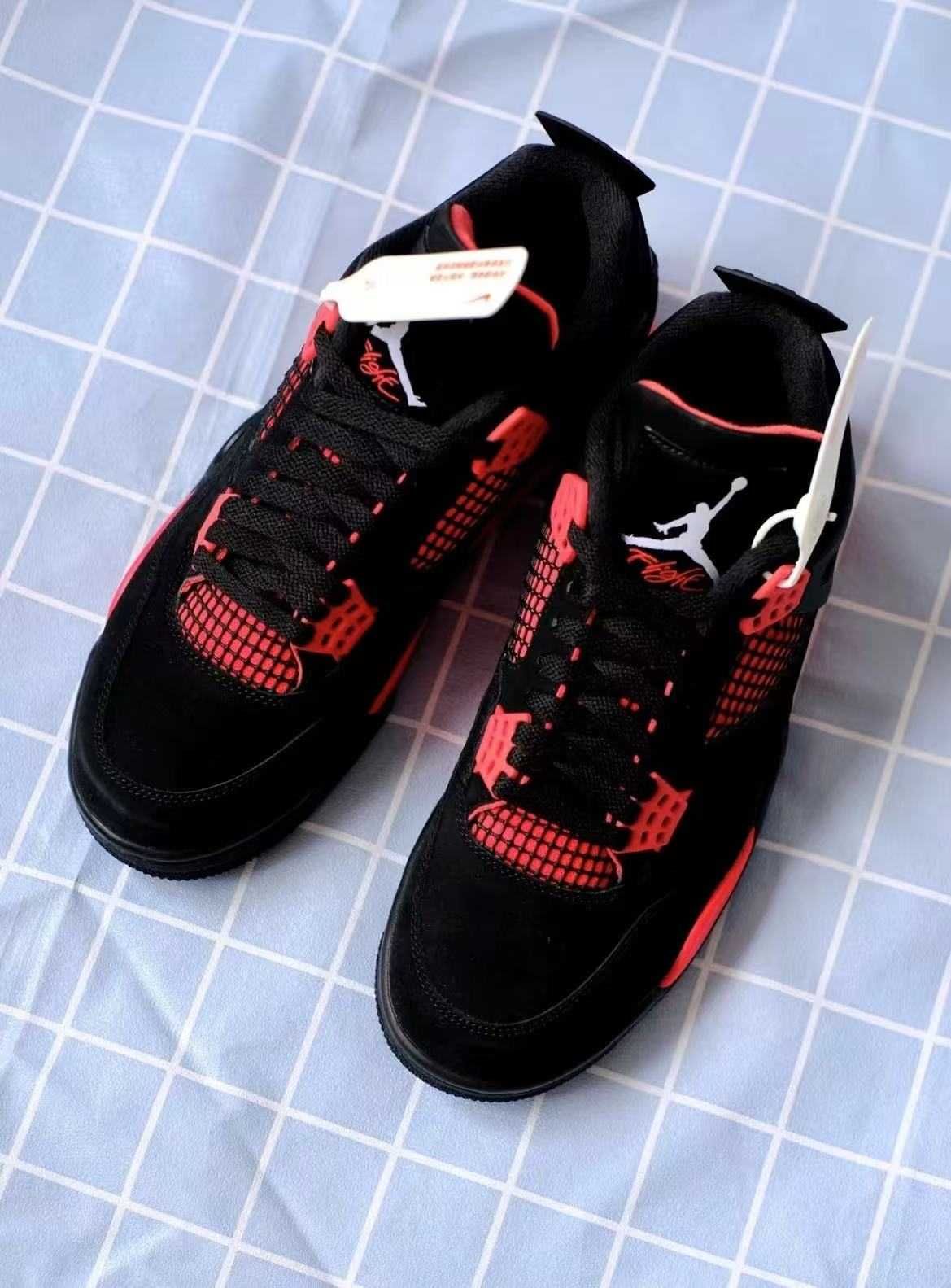 Jordan 4 Retro Red Thunder R.40
