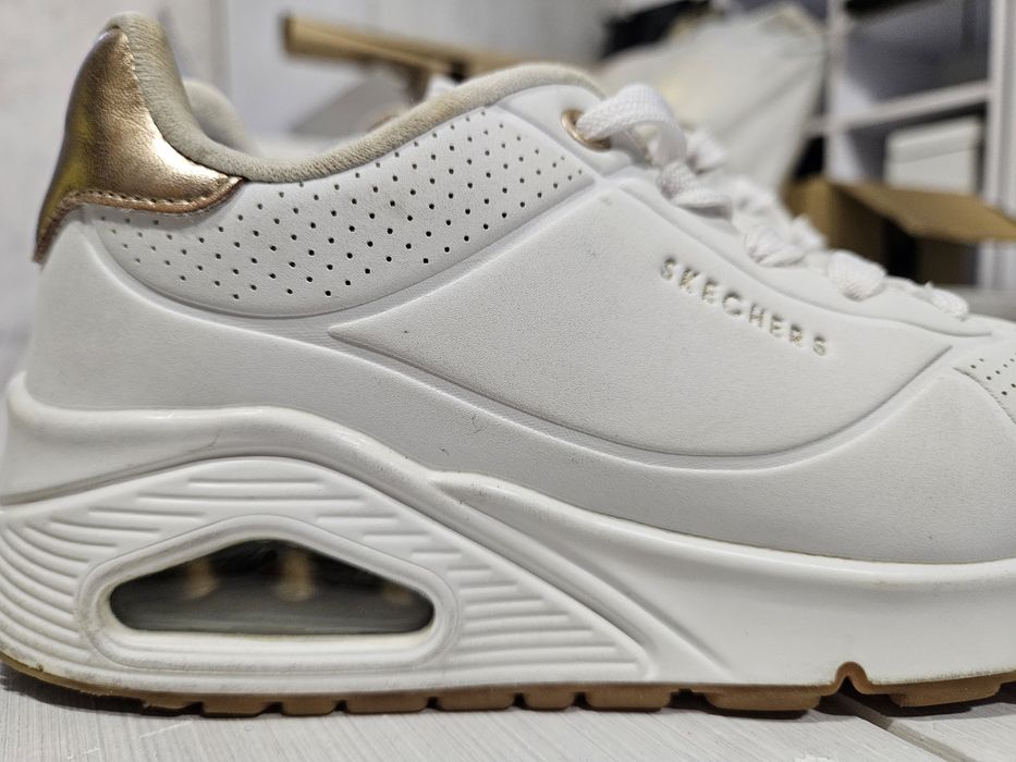 Кросівки Skechers для дівчинки