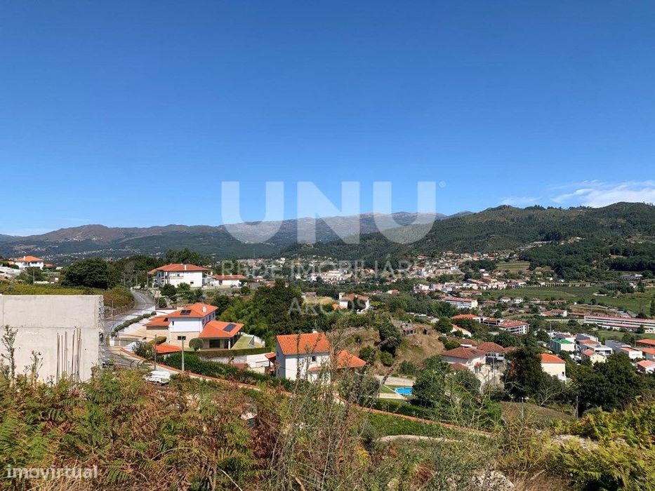 Moradia em Banda - Panoramic Garden - Guilhadeses