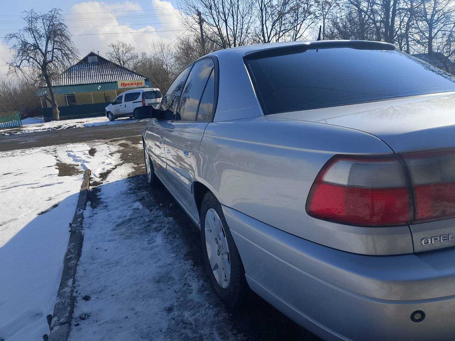 Опель омега б  супер стан