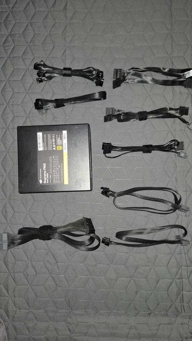 Zasilacz SilentiumPC Supremo FM2 Gold 750W – 80+ Gold, modularny