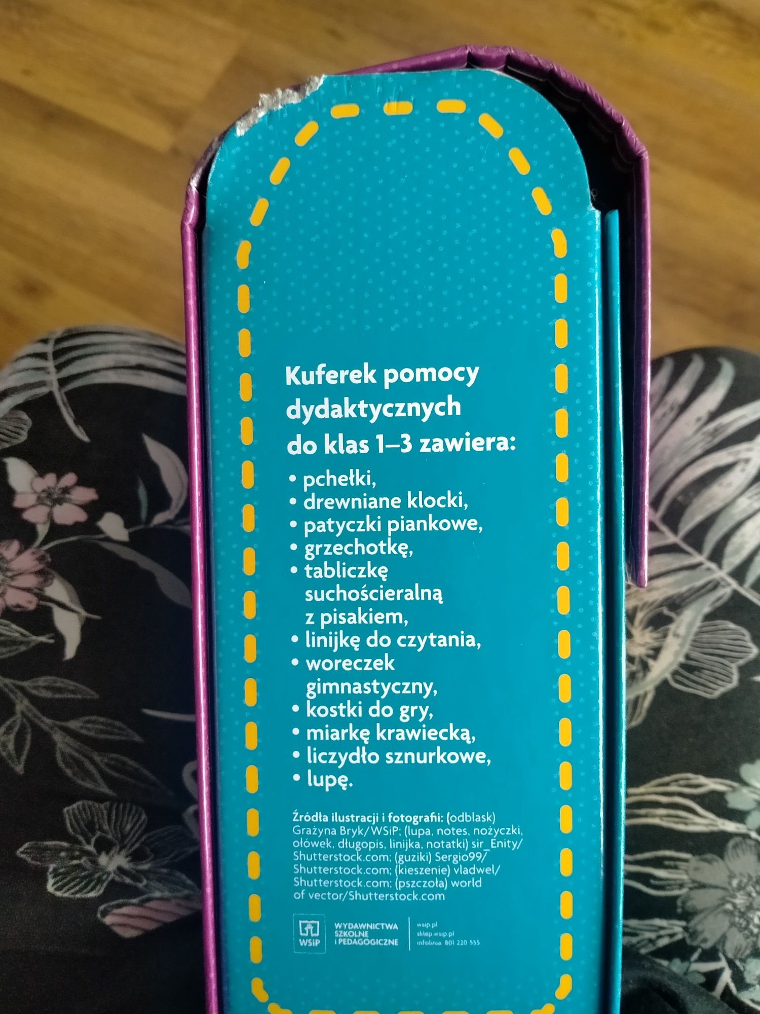 Kuferek pomocy dydaktycznych