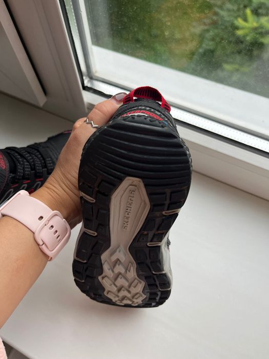 Дитяче взуття SKECHERS