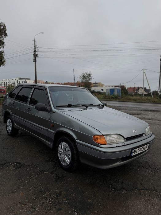 Авто ваз 2114 Lada