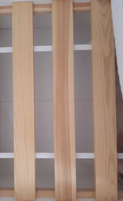 Okazja! Łóżko białe dla dziecka Pinio 70×160 z Materacem Hevea 70x160