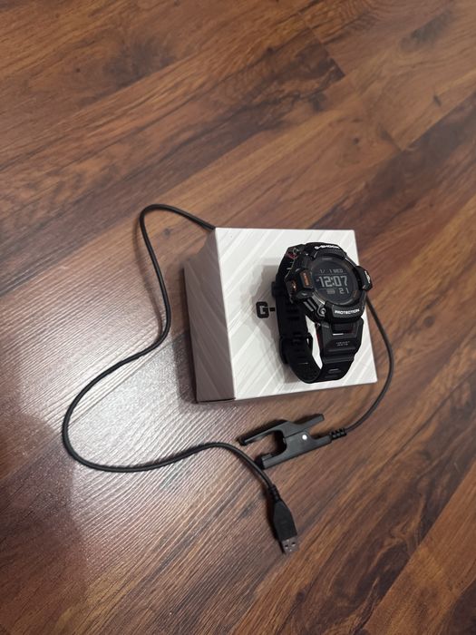 Casio G-Shock GBD-H2000-1A9ER, Smartwatch