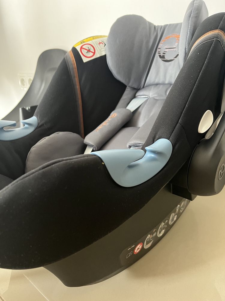 Fotelik samochodowy Cybex Aton M 5 Gold + baza Isofix