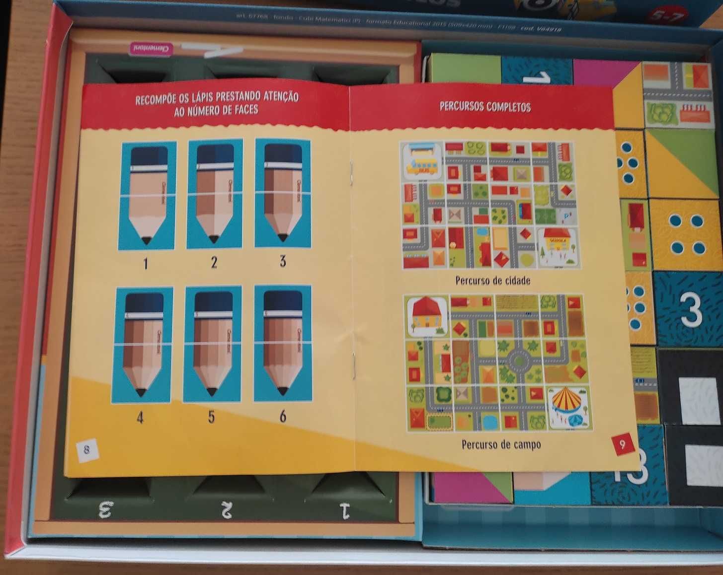 Jogo educativo "Cubos Matemáticos" da Clementoni