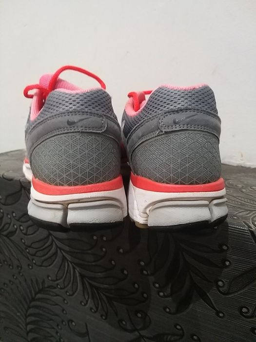 Adidasy Nike Pegasus Fitsole 40