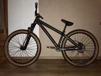 Fabrycznie nowy! Dirt Street Park NS DECADE Black Marzocchi, Race Face