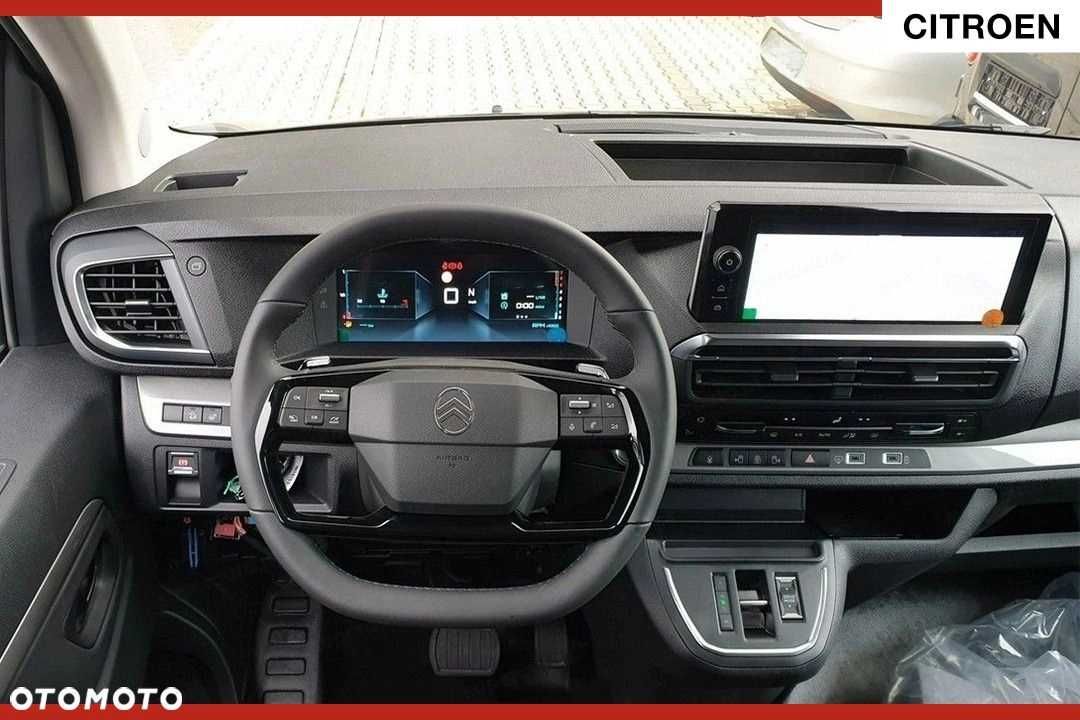 Wynajem busa 9-cio osobowego