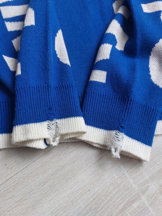 Кофта з назвами українських міст