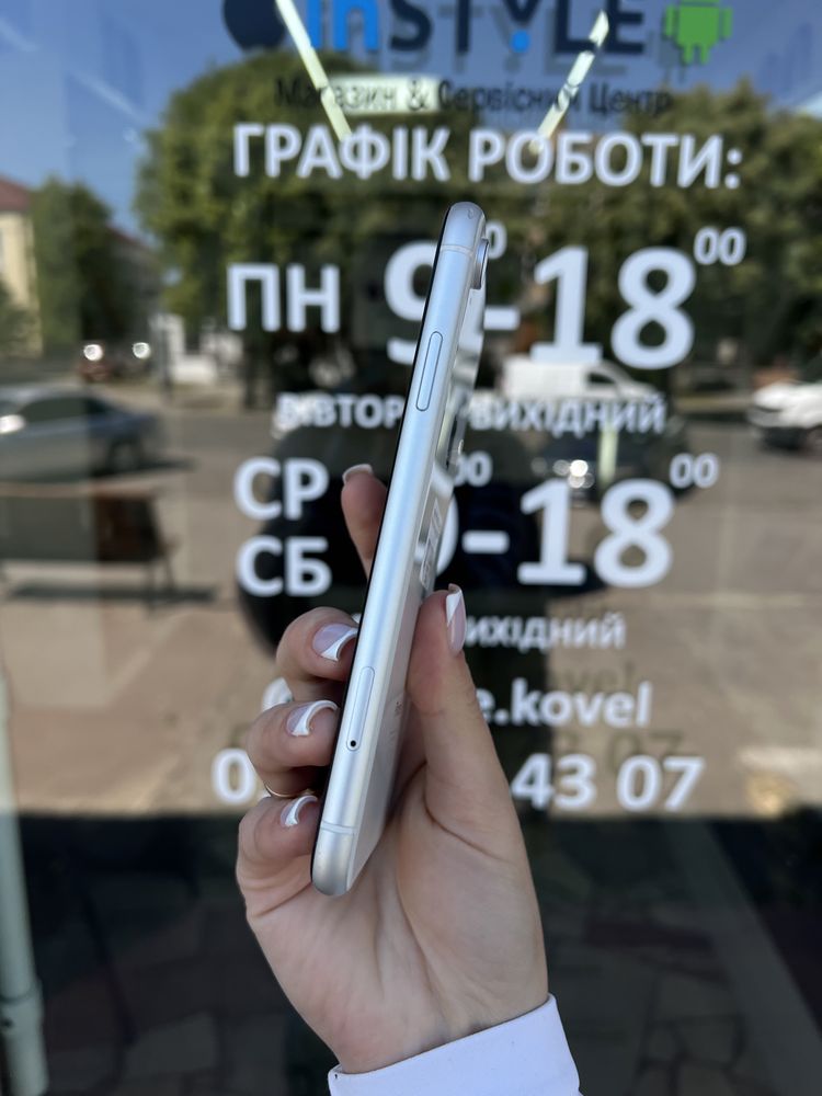 IPhone Xr 64GB Blue Neverlock Оригінал з США!