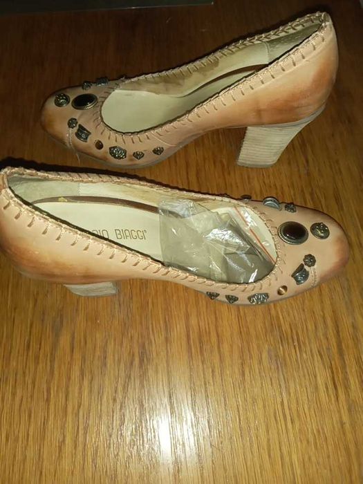 Взуття жіноче модельне Італія 39розміру