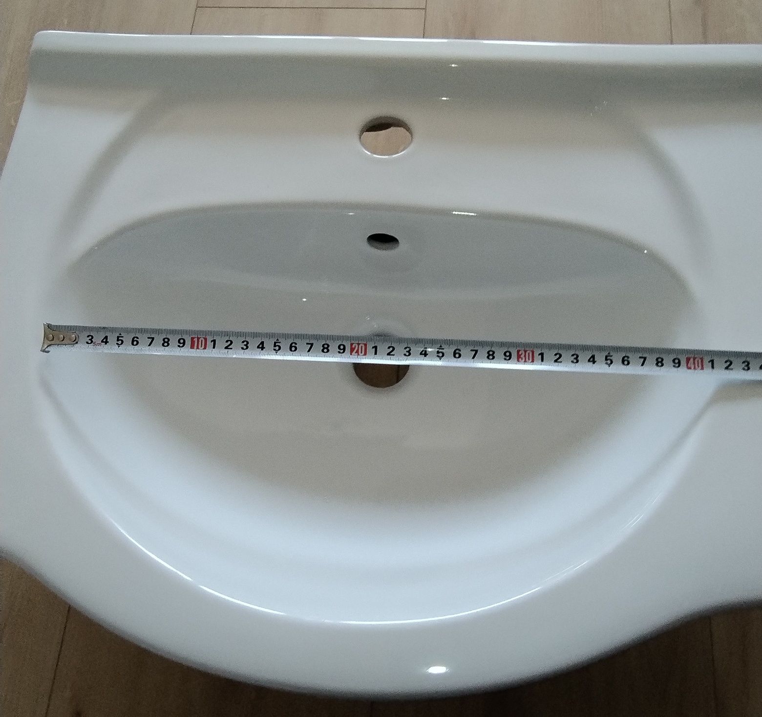 Umywalka łazienkowa + bateria + zawór spustowy
