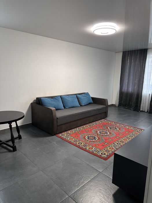 Здам  1-кімнатну квартиру на Космосі